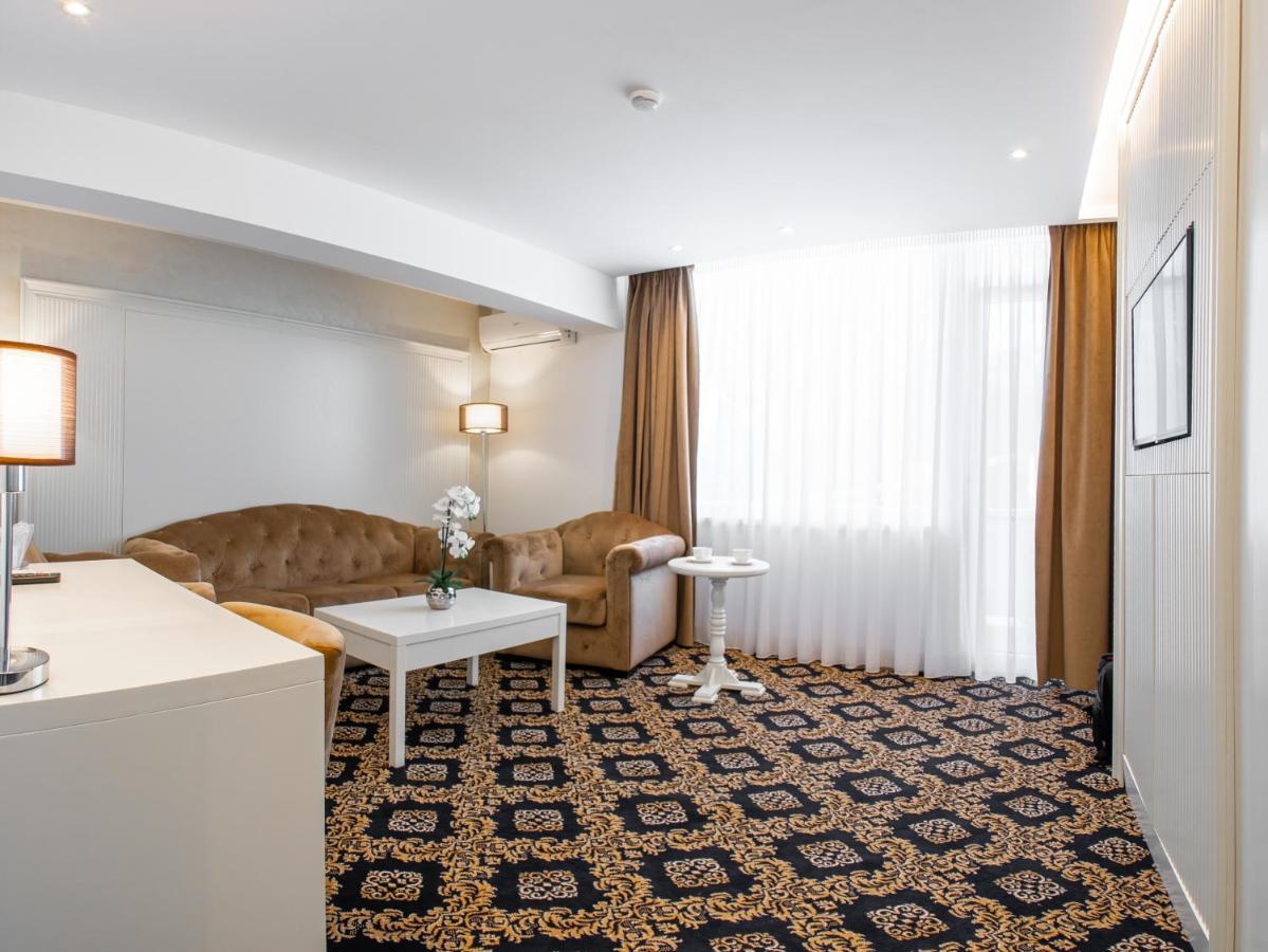 Hotel Belvedere Эфорие Норд Экстерьер фото